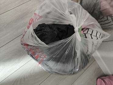 Одежда б/у и Швабра с плоской платформой и педальными застёжками -
