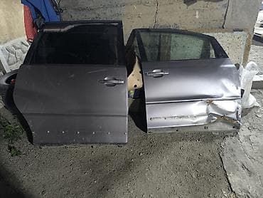Автозапчасти: Продаю от Toyota Estima (5) 4 двери с обшивками передний бампер есть — 9