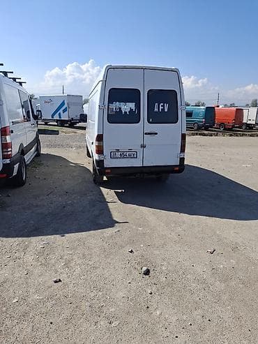 рефрежератор спринтер: Легкий грузовик, Mercedes-Benz — 4