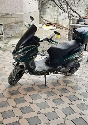 cvt: Тип скутера 150 куб. см, Бензин — 2