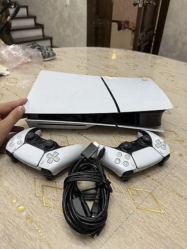 PS5 (Sony PlayStation 5): Игровая консоль Sony PlayStation 5 (версия с приводом) в комплекте — 4