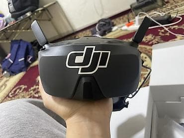 DJI NEO – комплект для FPV-полетов Что входит: - Квадрокоптер DJI NEO — 2
