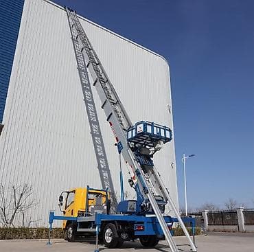 лестницы бу: Автолифт груза Автовышка (подъёмник на шасси грузовика) с — 1