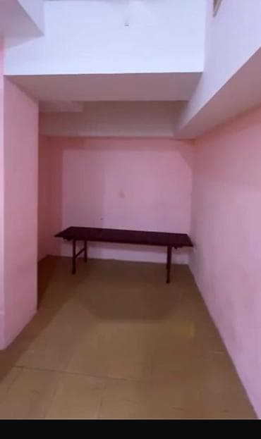 дом на иссык куле: Продаётся коммерческое помещение, можно под офис или мед.кабинет 📍 — 5