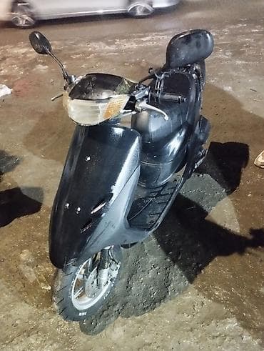 Тип скутера Honda, 60 куб. см, Бензин, Б/у at lalafo.kg Тип скутера Honda, 60 куб. см, Бензин, Б/у