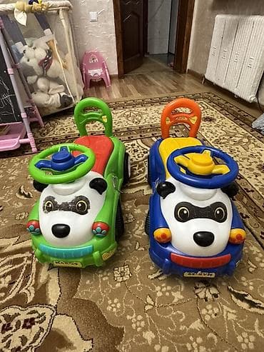 Детские машинки. По одной не продаются! За обе 1500 сом