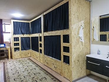 art square: Хостел/общежитие: койко-места в общей комнате Описание: - Спальные — 1