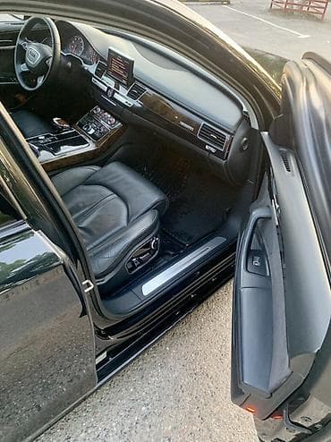 mazda demio 2001: Audi A8: 2011 г., 4.2 л, Автомат, Бензин, Седан — 10