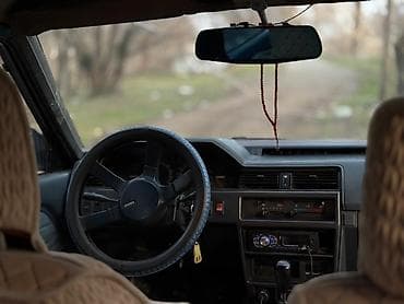 su 7: Nissan Bluebird: 1988 г., 1.9 л, Ручные, Бензин, Универсал — 6