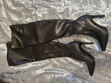 волейболный обувь: Высокие женские сапоги-чулки из гладкой чёрной эко‑кожи. Узкий силуэт — 1