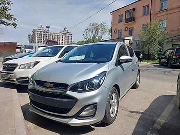 Chevrolet Spark: 2019 г., 0.1 л, Вариатор, Бензин, Хэтчбэк
