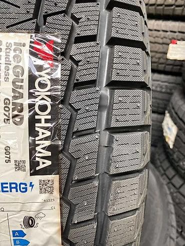 w210 55: Зимняя японская шина. Фирма Yokohama made in Japan. Размер 275/60R20 — 2