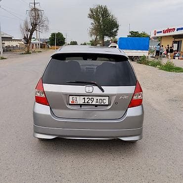 fit 2: Honda Fit: 2003 г., 1.3 л, Вариатор, Бензин, Хэтчбэк — 8