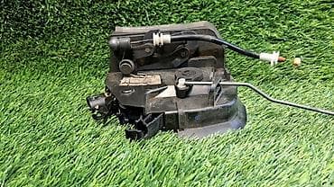 discovery 3: Замок двери задний правый Е53 8 402 602 Год 2006 В отличном — 1