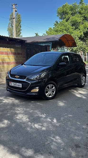 Chevrolet Spark: 2022 г., 1 л, Вариатор, Бензин, Хэтчбэк