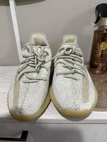 nike react: Кроссовки в стиле Yeezy Boost 350 V2, цвет светло‑бежевый/кремовый — 2