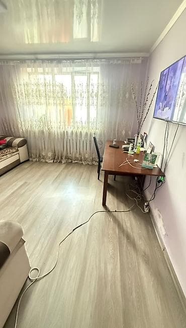 Үйлөр: Срочно продам полдома в с.Маевка,ул.Молодежная Участок 3 сотки Площадь — 4