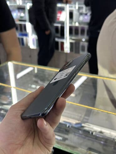 apple iphone a: IPhone 11 Pro, Б/у, 256 ГБ, Зеленый, Защитное стекло, Чехол, Кабель — 2