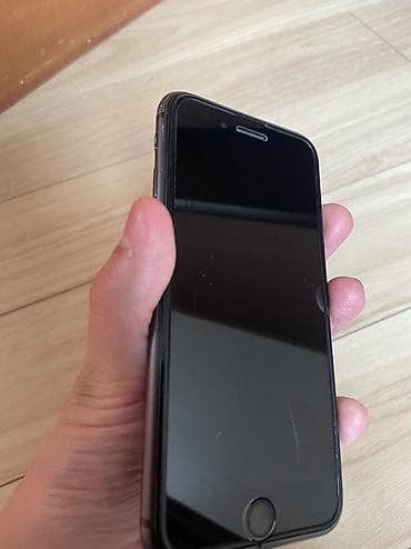 iphone 70: IPhone 8, Б/у, 64 ГБ, Черный, Защитное стекло, 83 % — 6