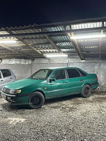 Volkswagen Passat: 1994 г., Ручные, Седан
