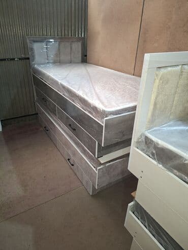 Отургучтар, табуреттер: Бир кишилик керебет, Жаңы, Матрасы бар, узуну - 205 см — 2