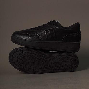 Женские кеды/кроссовки низкие, полностью чёрные Mustang - Материал