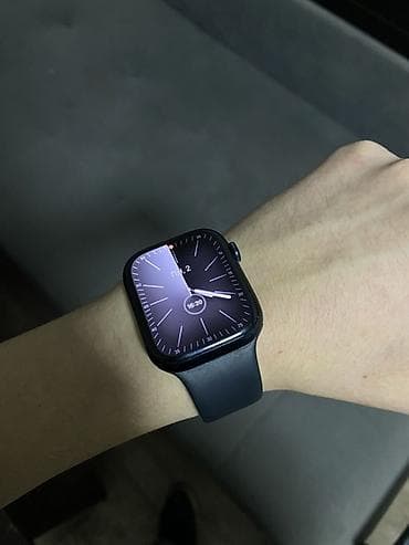 Продаю, apple watch 8, 45mm Аккумулятор 83% Цена договорная, я первый