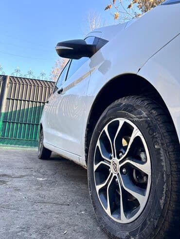 обмен авто с моей доплатой: На продаже минивэн Changan Auchan a600EV 2021года (белый), 5‑дверный — 8