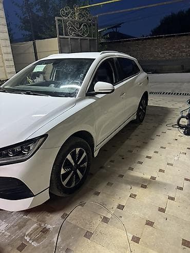 byd song plus ev: BYD E2: 2023 г., 0.1 л, Автомат, Электромобиль, Хэтчбэк — 4