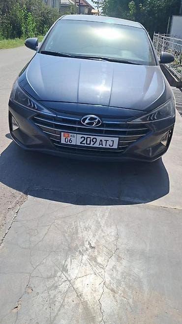 geely galaxy e5: Hyundai Elantra: 2019 г., Бензин, Седан — 2