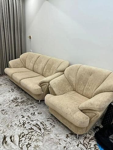 Мебельные гарнитуры: Комплект мягкой мебели: диван + кресло в бежевом цвете - Состав — 1