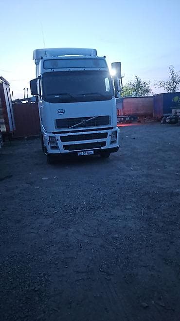 кабина на вольво: Тягач, Volvo, 2002 г., Тентованный — 6