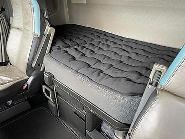 чехии: Чехлы Тканевые, цвет - Черный, Volvo, Б/у, Самовывоз — 2