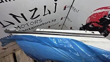 Накладка на дверь Передняя правая Hyundai, Б/у, Оригинал at lalafo.kg Накладка на дверь Передняя правая Hyundai, Б/у, Оригинал