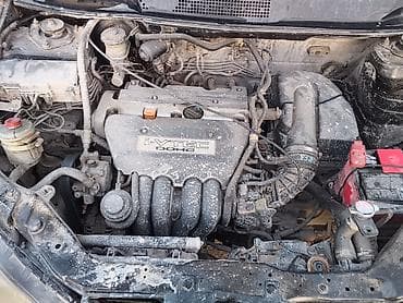 m 5: Honda HR-V: 2002 г., 2 л, Автомат, Бензин, Кроссовер — 3