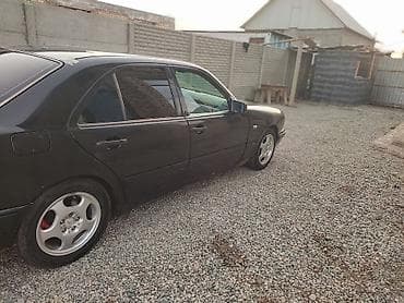 audi s2: Mercedes-Benz E-Class: 1998 г., 2.8 л, Механика, Седан — 9