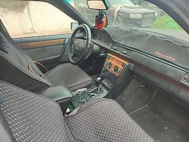 rex sprinter: Mercedes-Benz W124: 1991 г., 2.6 л, Ручные, Бензин, Седан — 6