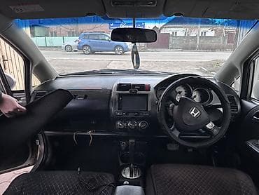 legasy b4: Honda Fit: 2003 г., 1.5 л, Автомат, Бензин, Хэтчбэк — 7