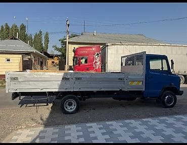plug in: Mercedes-Benz : 1994 г., 4 л, Дизель, Фургон — 5