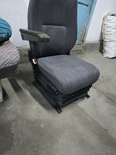 антидождь бишкек: Алдыңкы орундук, Кездеме, Mercedes-Benz Колдонулган, Оригинал — 1