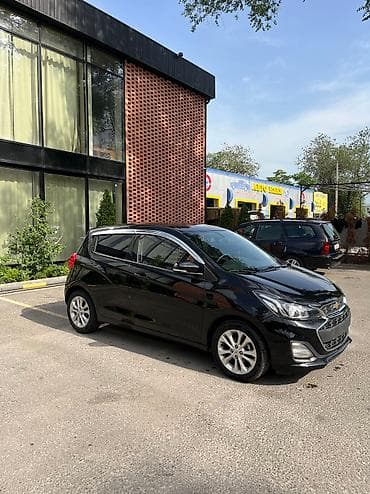 ravon spark: Chevrolet Spark: 2018 г., 1 л, Вариатор, Бензин, Хэтчбэк — 2