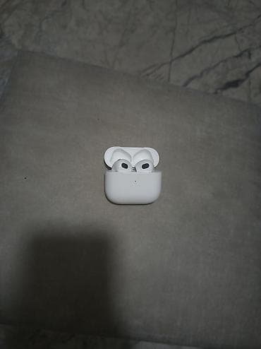 iphone 6a: Беспроводные наушники-вкладыши с зарядным кейсом - Форм‑фактор — 6