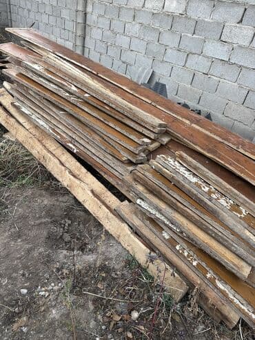 продажа леса строительные: Доски/брус под разбор и хозяйственные нужды - Большая куча обрезной и — 1