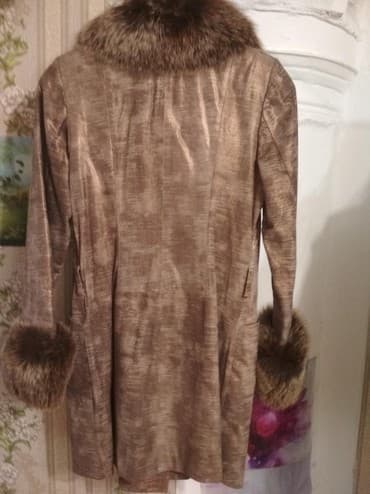 шуба натуральный: Продам пальто,мех натуральный,фирма .моно,нет подклада — 1