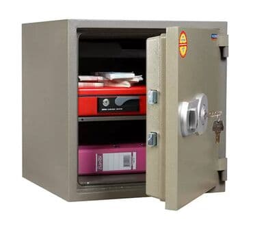 Сейф Valberg FRS-51 KL предназначен для сохранности документов и at lalafo.kg Сейф Valberg FRS-51 KL предназначен для сохранности документов и