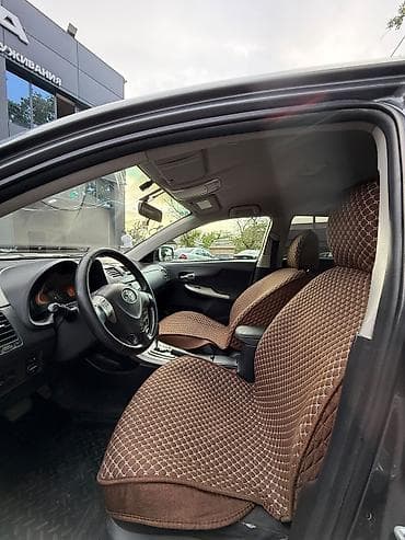 Toyota Corolla: 2008 г., 1.6 л, Автомат, Бензин, Седан — 5