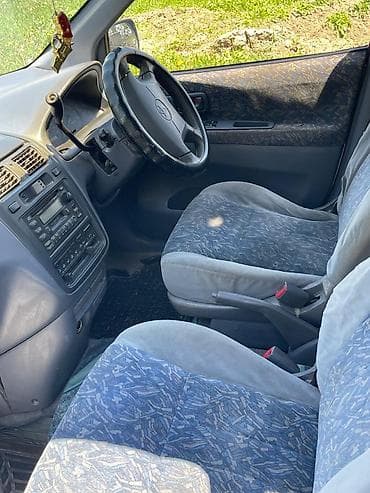 Унаа сатуу: Toyota Ipsum: 1997 г., 2 л, Кол менен иштөөчү, Бензин, Вэн/Минивэн — 10