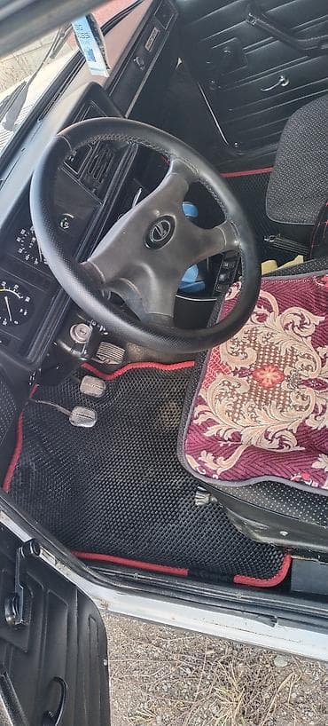 увазик бартовой: ВАЗ (ЛАДА) 2107: 2004 г., Седан — 6