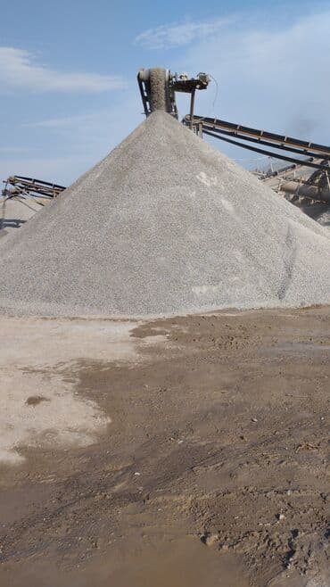 чернозема: Бус, Доставка щебня, угля, песка, чернозема, отсев, По городу, По региону, с грузчиком — 2