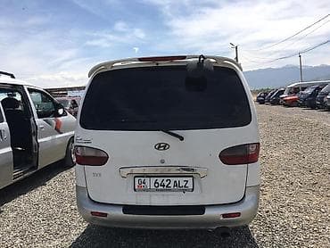 Hyundai Starex: 2000 г., 2.6 л, Механика, Дизель, Минивэн